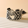 Pulsera Bohemia Tejida Charm Corazón